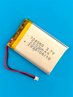 Аккумулятор 3.7v 2000mAh 2pin 2 провода + разъем (фишка) коннектор 704060 Li-Pol универсальная аккумуляторная батарея 7x40x60 - фото 192975
