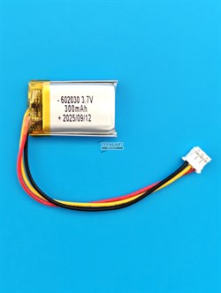 Аккумулятор 3.7v 300mAh 3pin 3 провода + разъем (фишка) коннектор 602030 Li-Pol универсальная аккумуляторная батарея 6x20x30 - фото 204329