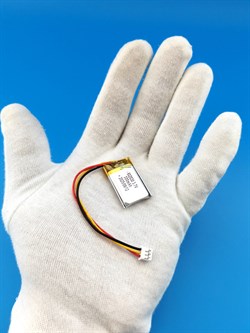Аккумулятор 3.7v 300mAh 3pin 3 провода + разъем (фишка) коннектор 602030 Li-Pol универсальная аккумуляторная батарея 6x20x30 - фото 204334