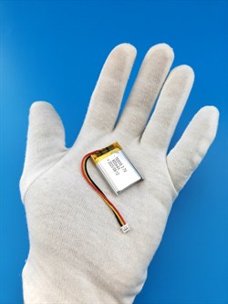 Аккумулятор 3.7v 600mAh 3pin 3 провода + разъем (фишка) коннектор 702535 Li-Pol универсальная аккумуляторная батарея 7x25x35 - фото 204533