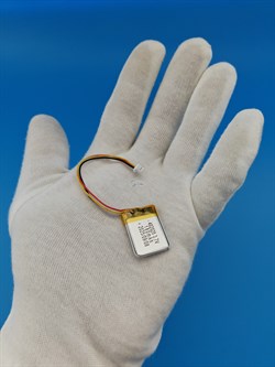 Аккумулятор 3.7v 180mAh 3pin 3 провода + разъем (фишка) коннектор 402025 Li-Pol универсальная аккумуляторная батарея 4x20x25 - фото 206207