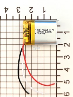 Аккумулятор универсальный литий полимерный li-pol 3.7v вольт 3pin 3 провода с платой 300mAh 702025 размеры батареи 7x20x25 - фото 207935