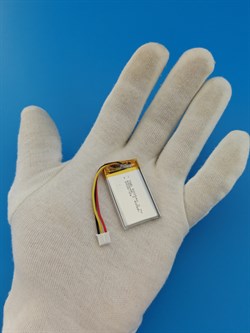 Аккумулятор универсальный литий полимерный li-pol 3.7v вольт 3pin 3 провода с платой + коннектор (разъем фишка) 650mAh 602540 размеры батареи 6х25х40 - фото 208038