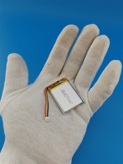 Аккумулятор универсальный литий полимерный li-pol 3.7v вольт 3pin 3 провода с платой + коннектор (разъем фишка) 680mAh 603040 размеры батареи 6х30х40 - фото 208060