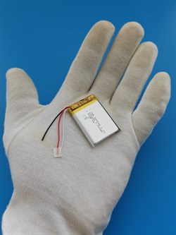 Аккумулятор универсальный литий полимерный li-pol 3.7v вольт 3pin 3 провода с платой 680mAh 603040 размеры батареи 6x30x40 - фото 208260