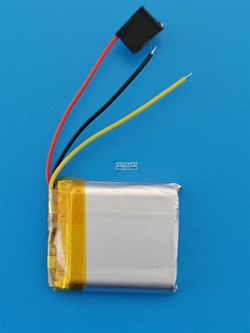 Аккумулятор универсальный литий полимерный li-pol 3.7v вольт 3pin 3 провода с платой 380mAh 602730 размеры батареи 6x27x30 - фото 208319