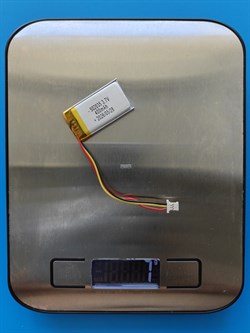 Аккумулятор универсальный литий полимерный li-pol 3.7v вольт 3pin 3 провода с платой + коннектор (разъем фишка) 400mAh 502035 размеры батареи 5x20x35 - фото 208356