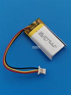 Аккумулятор универсальный литий полимерный li-pol 3.7v вольт 3pin 3 провода с платой + коннектор (разъем фишка) 450mAh 602035 размеры батареи 6х20х35 - фото 208420
