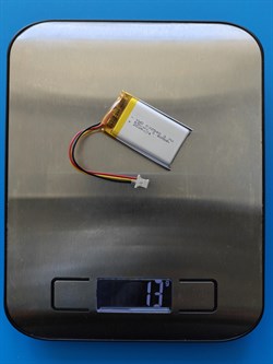 Аккумулятор универсальный литий полимерный li-pol 3.7v вольт 3pin 3 провода с платой + коннектор (разъем фишка) 650mAh 602540 размеры батареи 6х25х40 - фото 208441