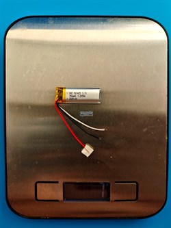 Аккумулятор универсальный литий полимерный li-pol 3.7v вольт 3pin 3 провода с платой подходит для зарядного кейса беспроводных наушников Baseus Bowie E5 (совместимая батарея) - фото 208586